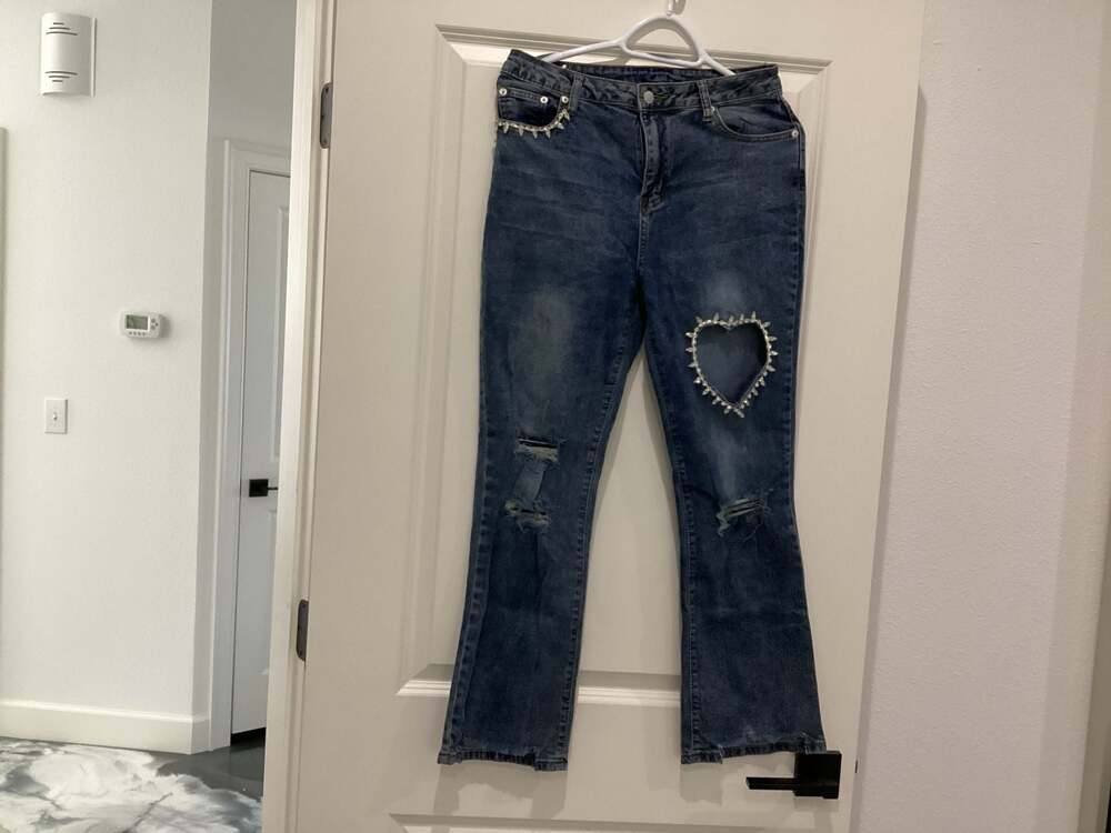 Blueb Collection Rhinestone Heart Cutout Distressed Jeans Size S